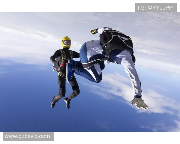 北京极限运动队在攀岩联赛中的团队协作表现分析与点评